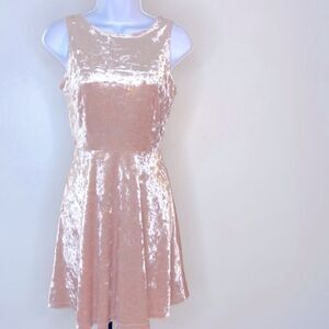 NEW…Dusty Pink faux velvet dress size S (small) from Forever21